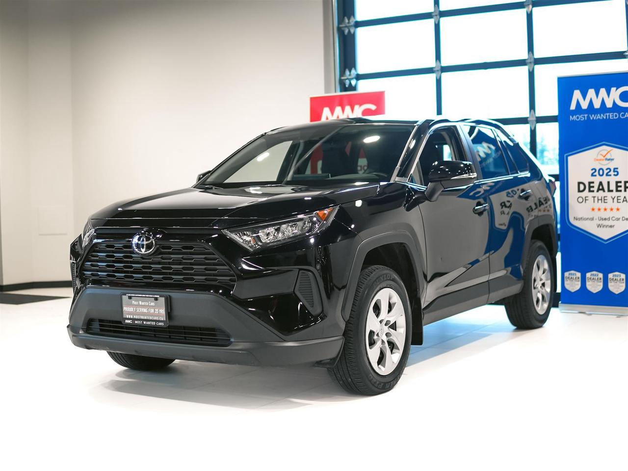 2022 Toyota RAV4 LE AWD | NO ACCIDENTS | TOYOTA SERVICED Photo