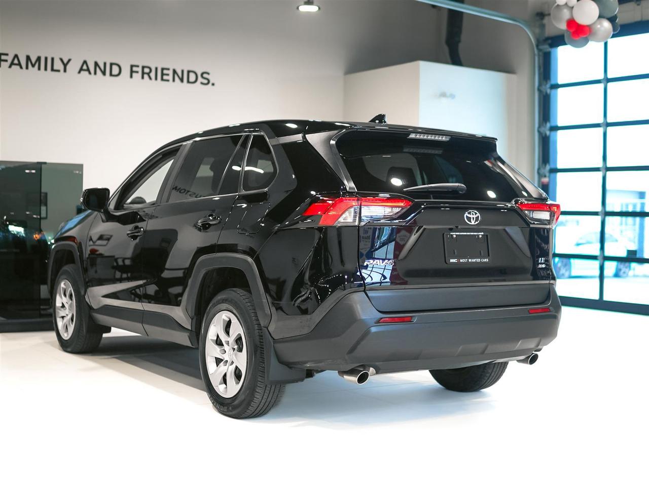 2022 Toyota RAV4 LE AWD | NO ACCIDENTS | TOYOTA SERVICED Photo