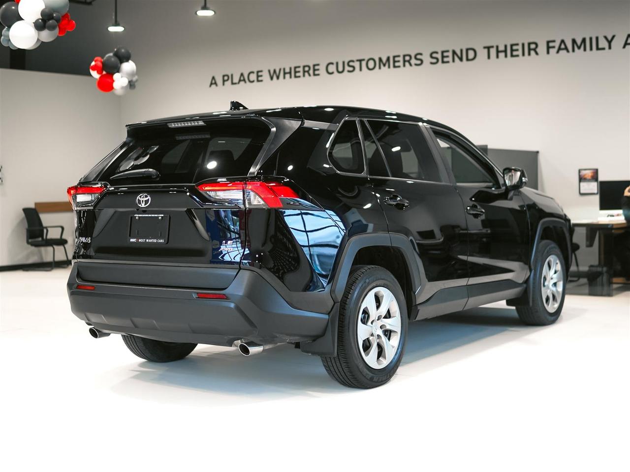 2022 Toyota RAV4 LE AWD | NO ACCIDENTS | TOYOTA SERVICED Photo
