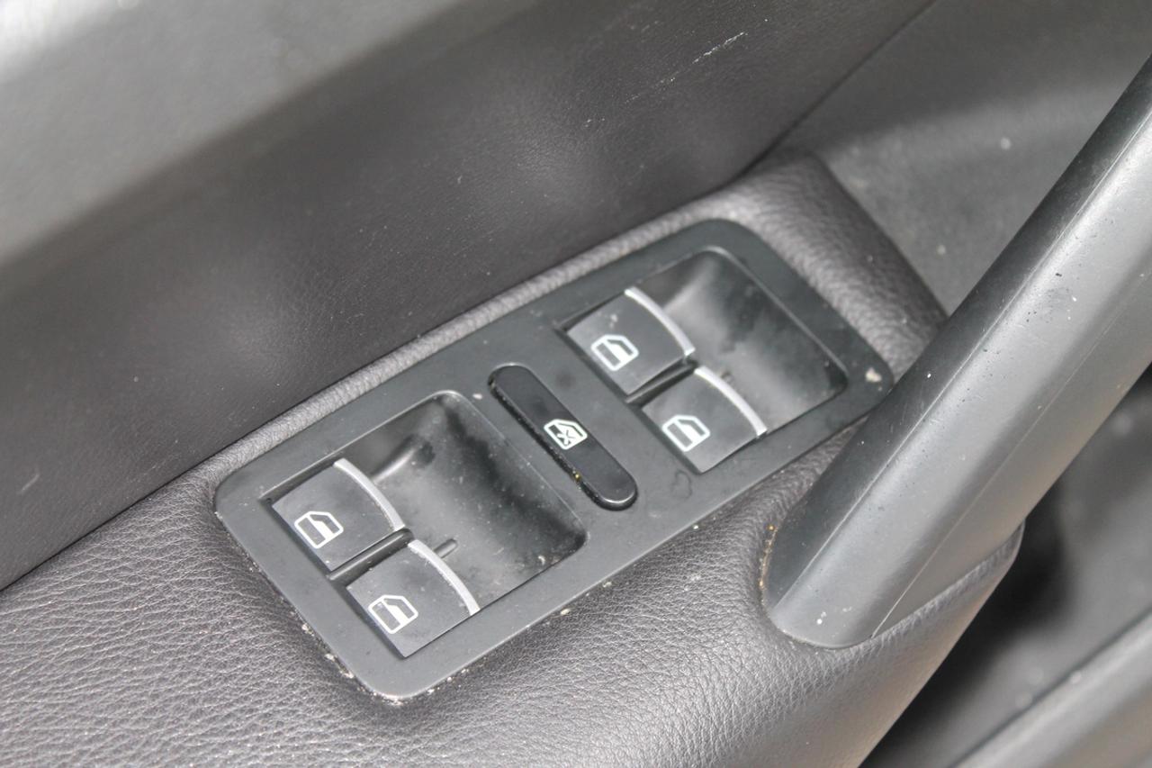 2012 Volkswagen Passat COMFORTLINE TDI Photo