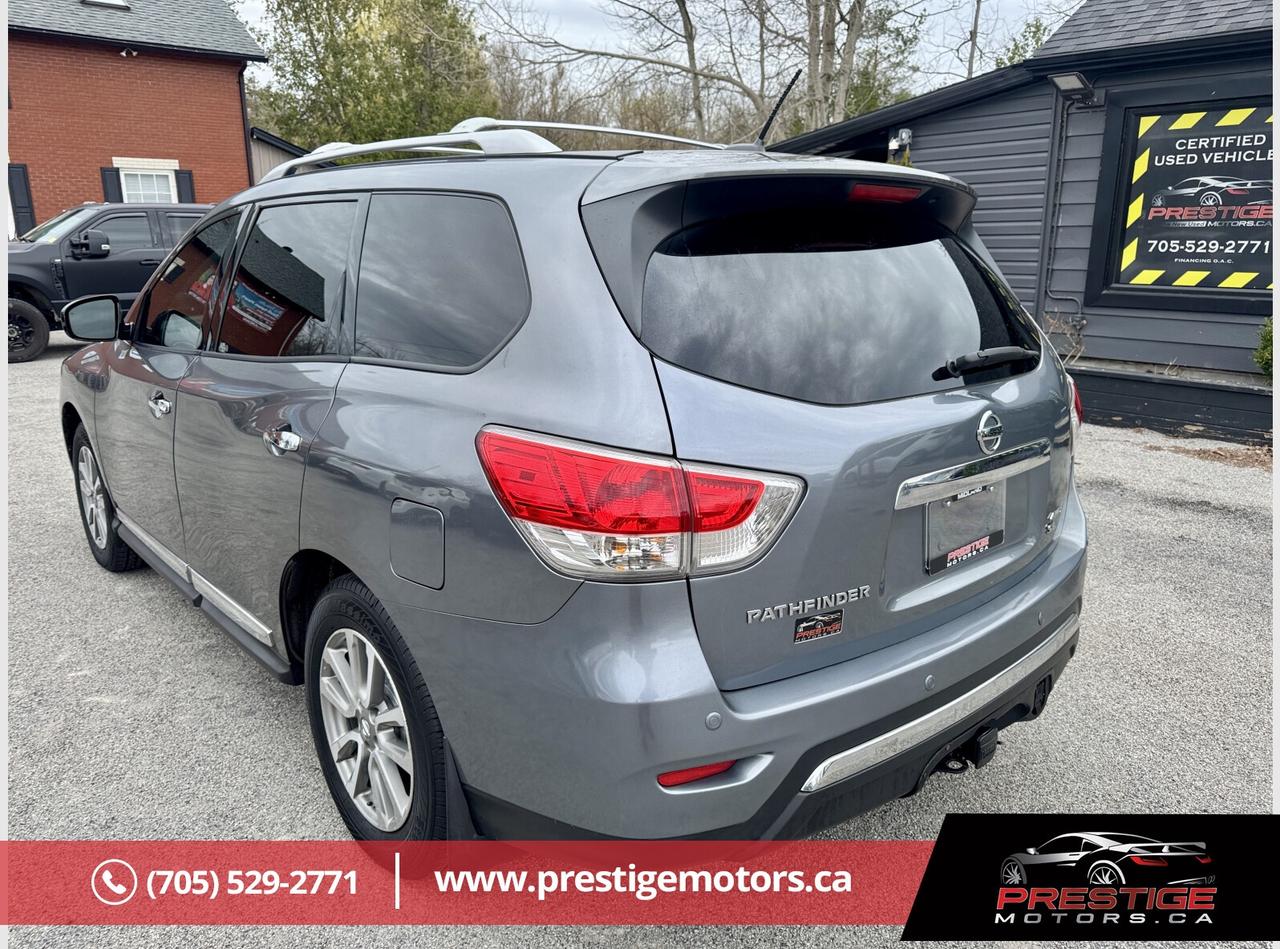 2016 Nissan Pathfinder SL Photo