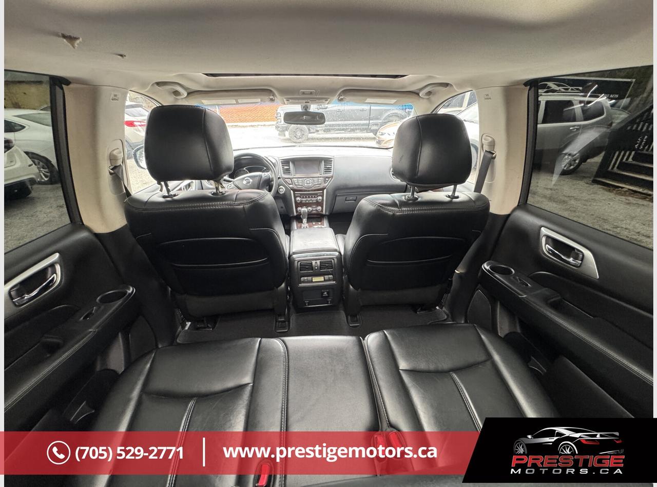 2016 Nissan Pathfinder SL Photo