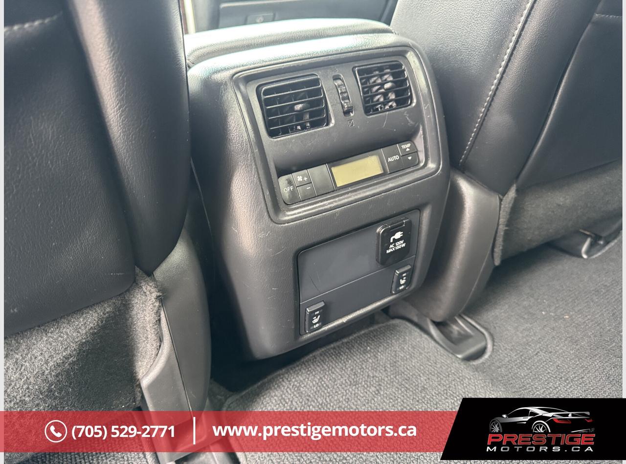 2016 Nissan Pathfinder SL Photo