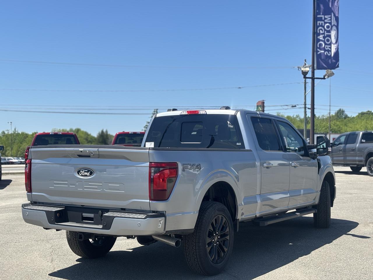 2026 Ford F-150 XLT 4WD SuperCrew 6.5' Box Photo3