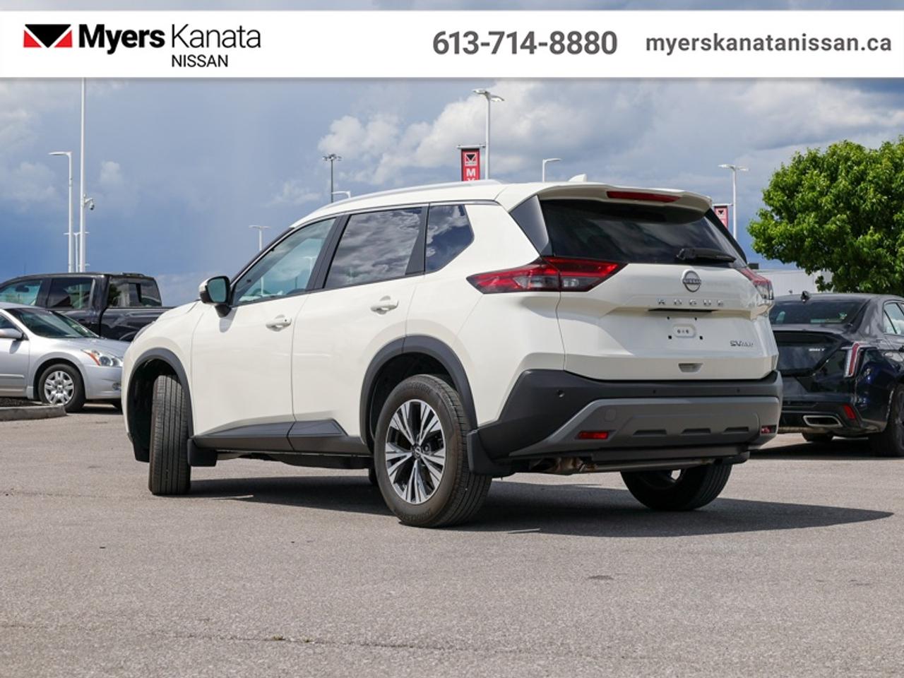 2023 Nissan Rogue SV Moonroof  - Moonroof -  Apple CarPlay - $186 B/W Photo