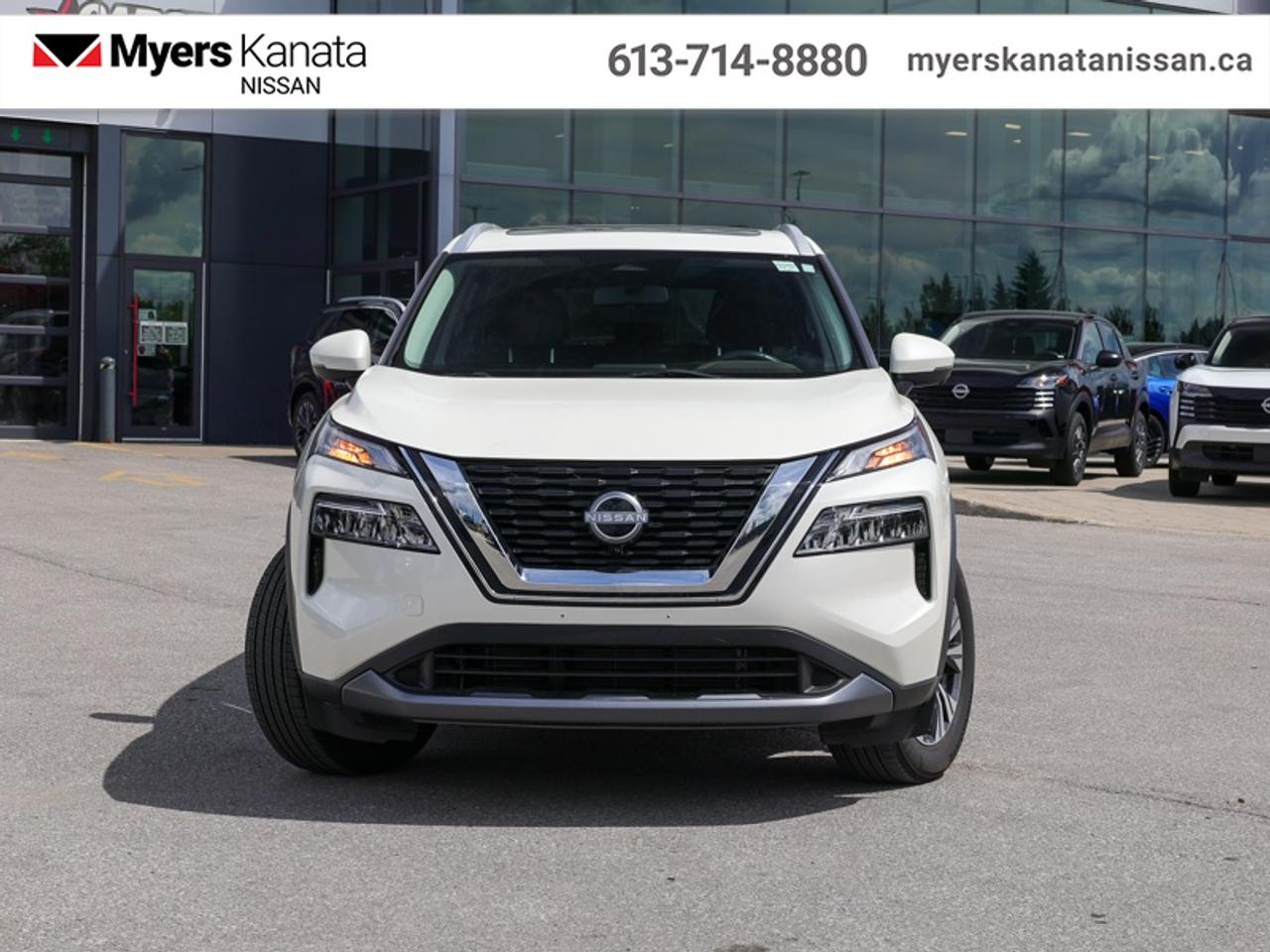 2023 Nissan Rogue SV Moonroof  - Moonroof -  Apple CarPlay - $186 B/W Photo