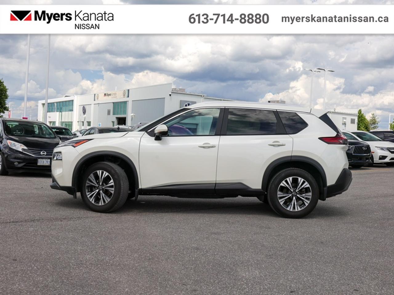 2023 Nissan Rogue SV Moonroof  - Moonroof -  Apple CarPlay - $186 B/W Photo