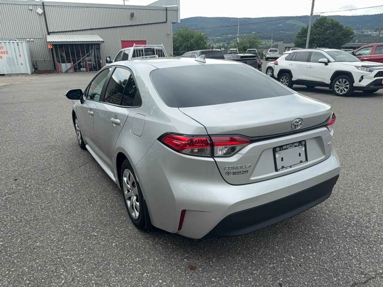 2024 Toyota Corolla LE Photo