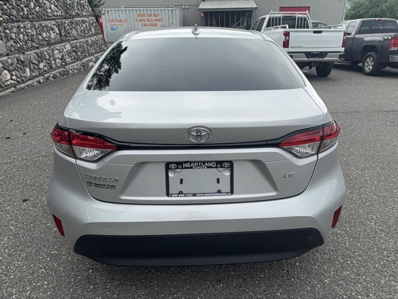 2024 Toyota Corolla LE Photo