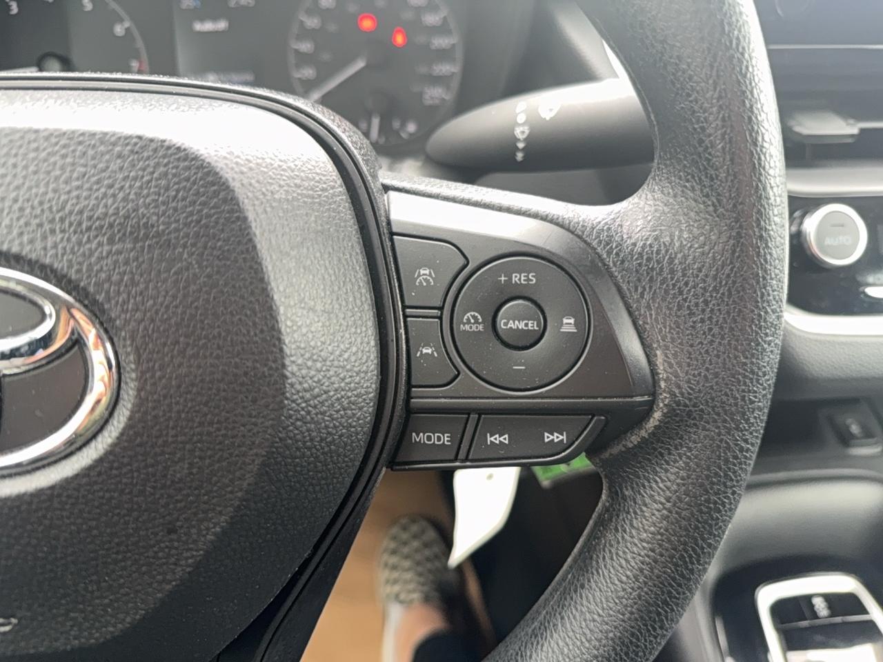 2024 Toyota Corolla LE Photo