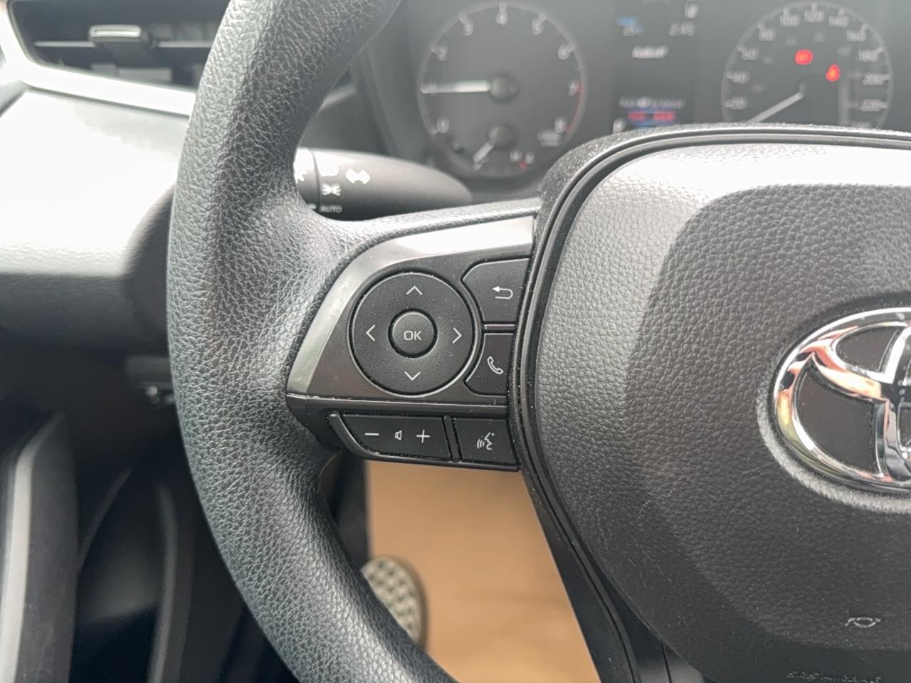 2024 Toyota Corolla LE Photo