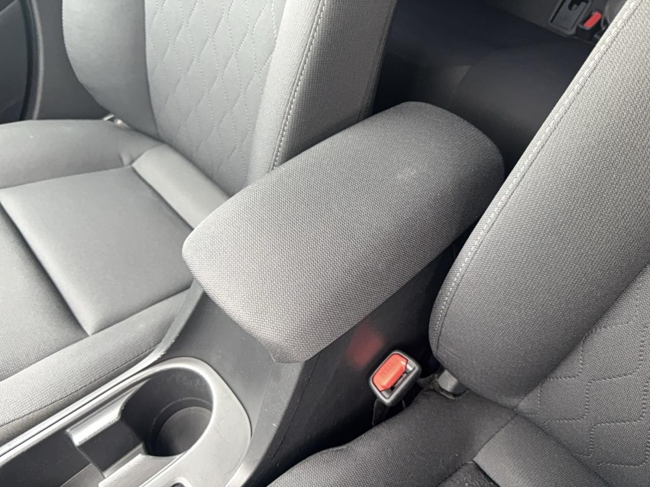 2024 Toyota Corolla LE Photo