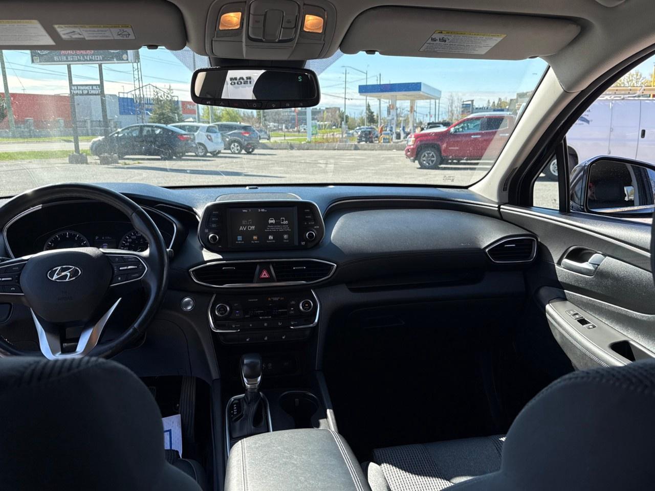 2020 Hyundai Santa Fe 2.4L Preferred AWD Photo