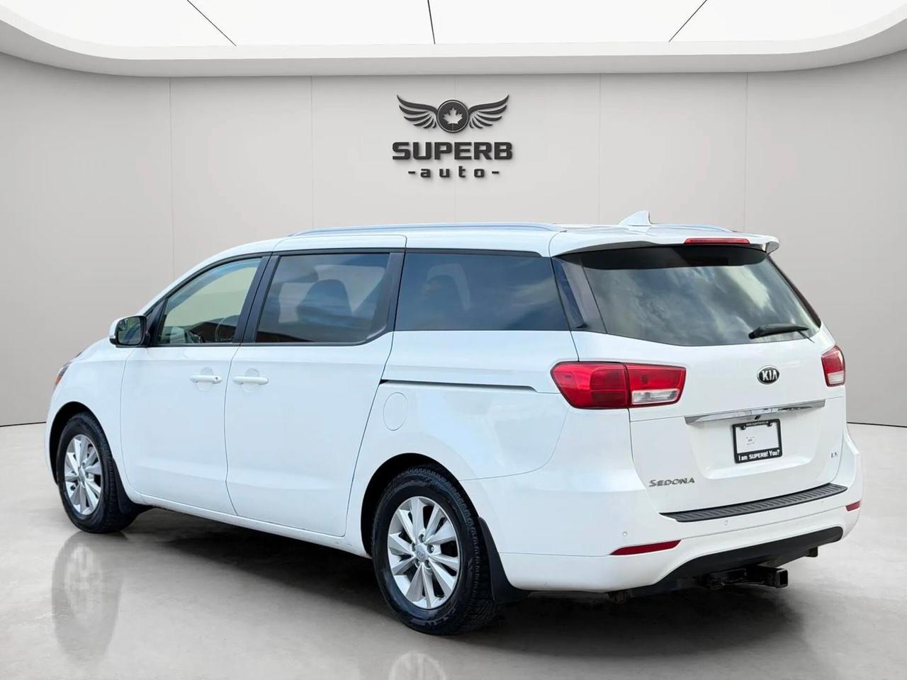2018 Kia Sedona LX   NO ACCIDENT Photo