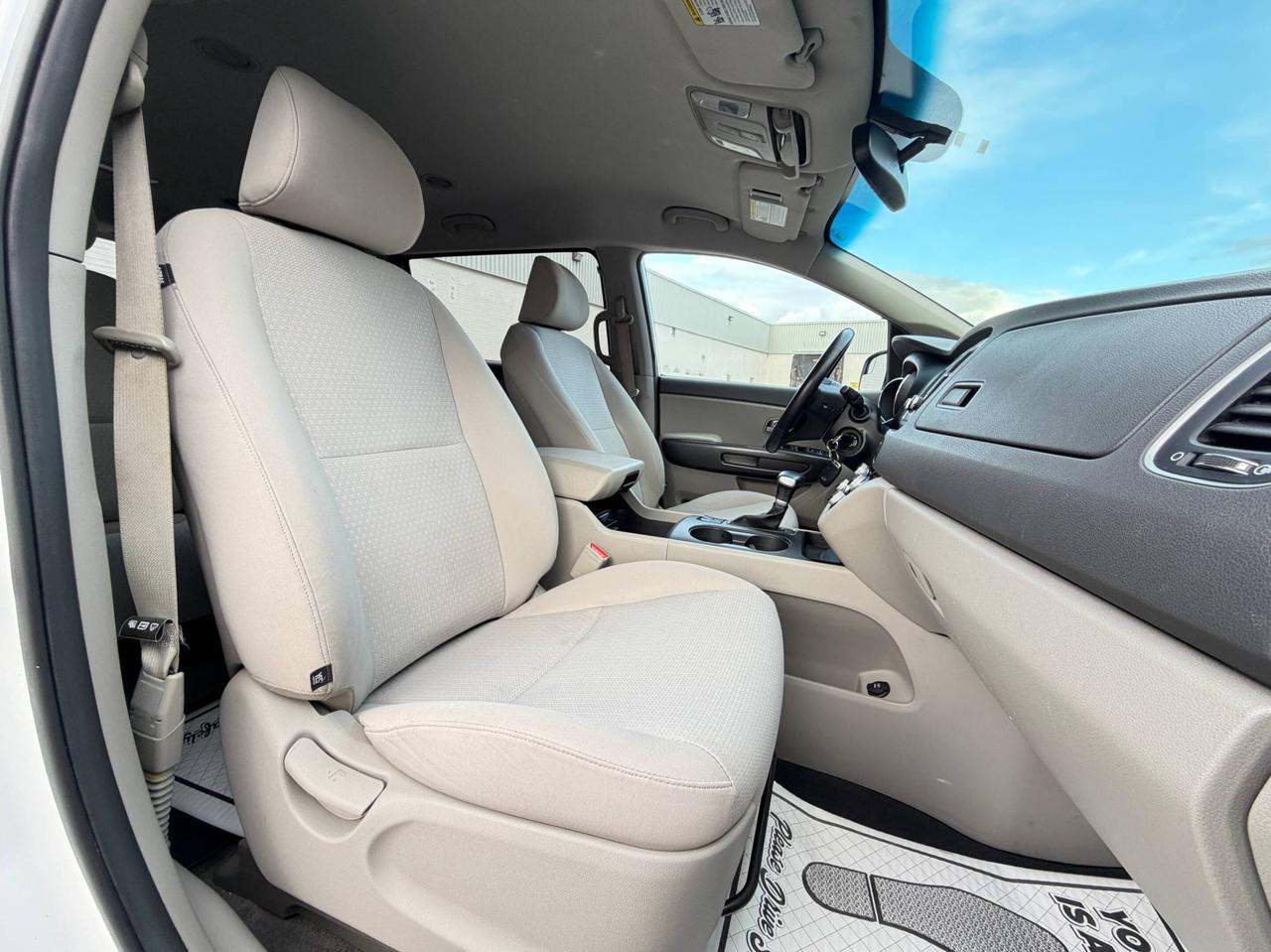 2018 Kia Sedona LX   NO ACCIDENT Photo