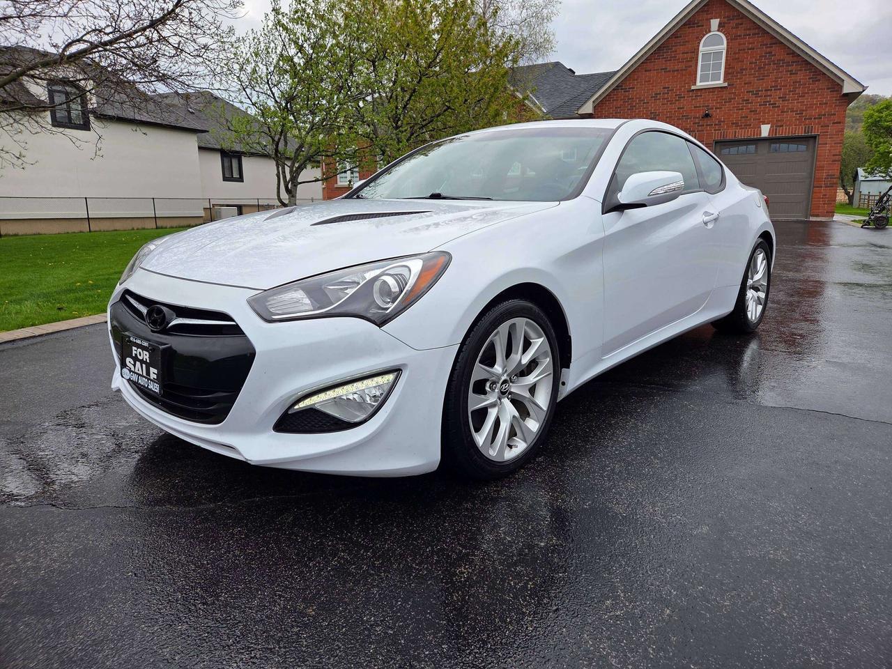2014 Hyundai Genesis Coupe Premium Photo
