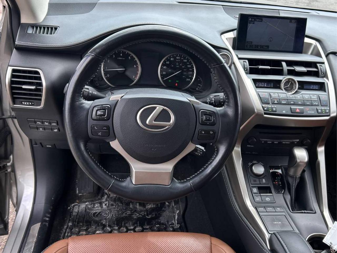 2015 Lexus NX 200t AWD - LEATHER! NAV! BACK-UP CAM! BSM! SUNROOF! Photo