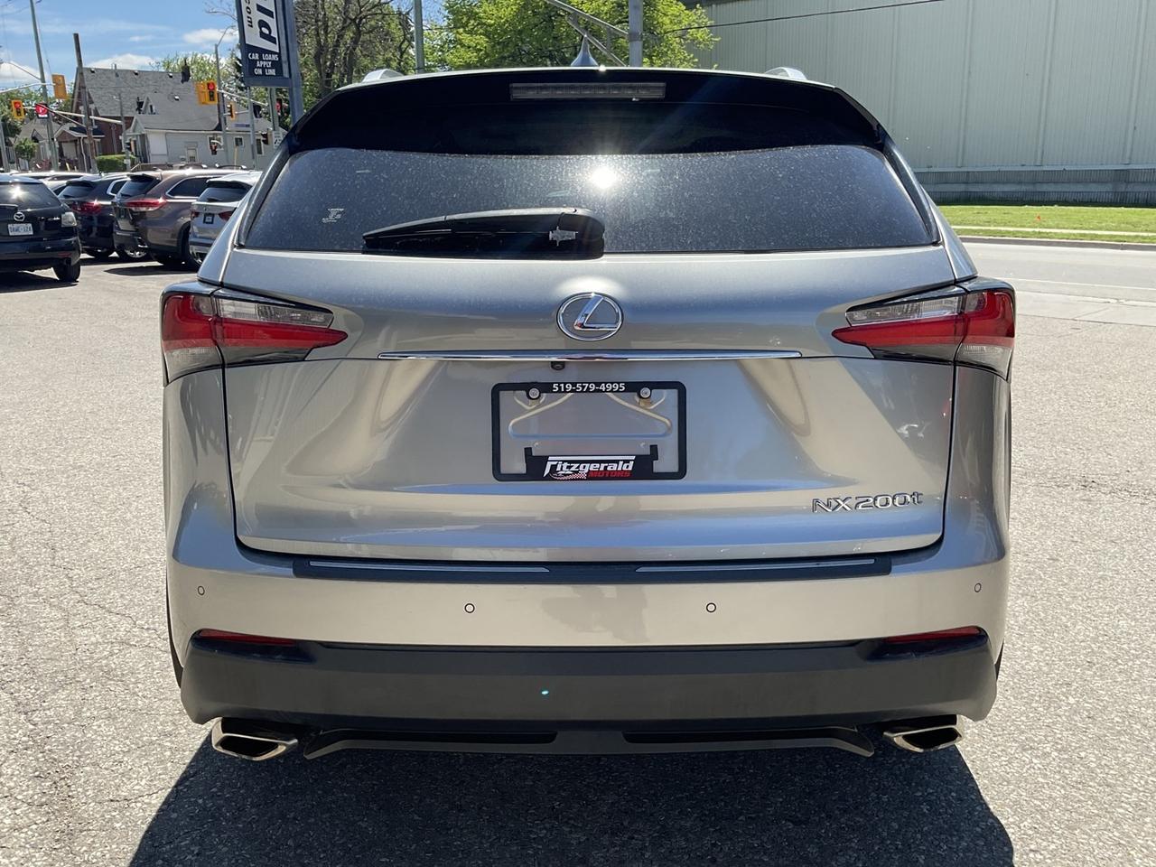 2015 Lexus NX 200t AWD - LEATHER! NAV! BACK-UP CAM! BSM! SUNROOF! Photo