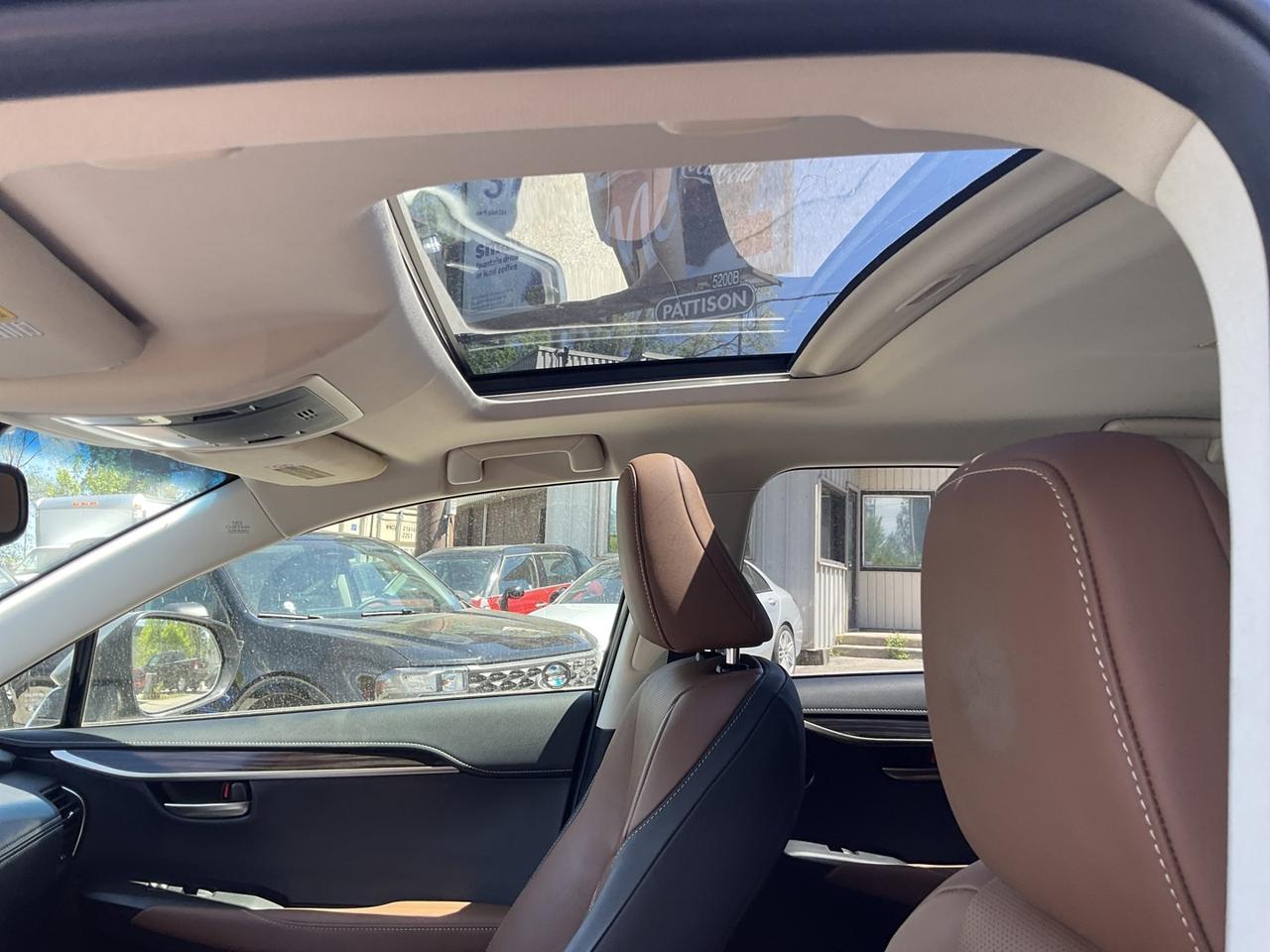 2015 Lexus NX 200t AWD - LEATHER! NAV! BACK-UP CAM! BSM! SUNROOF! Photo