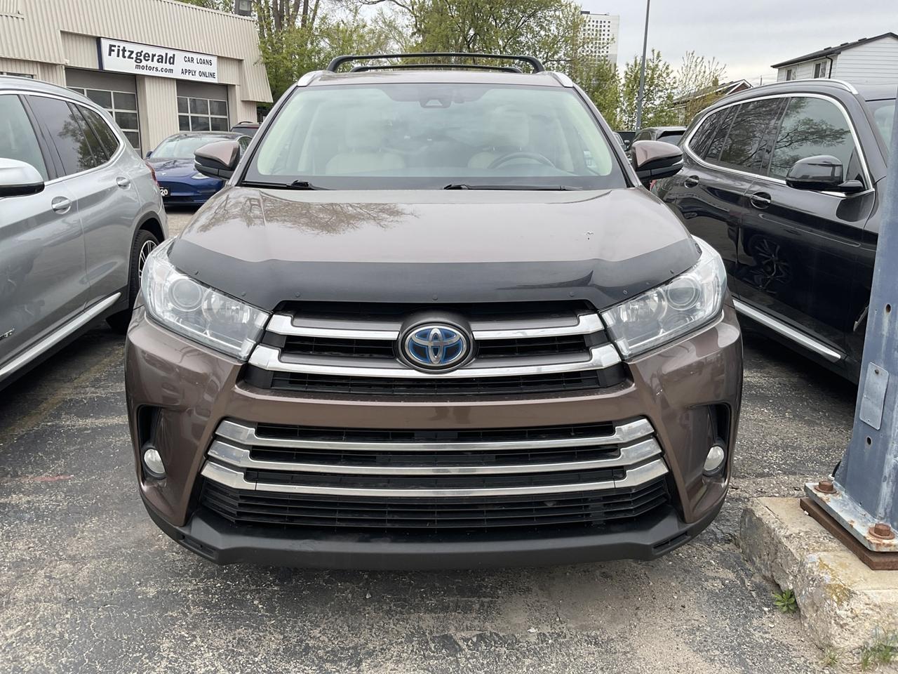 2018 Toyota Highlander Hybrid XLE AWD - LTHR! NAV! BACK-UP CAM! BSM! 8 PA Photo