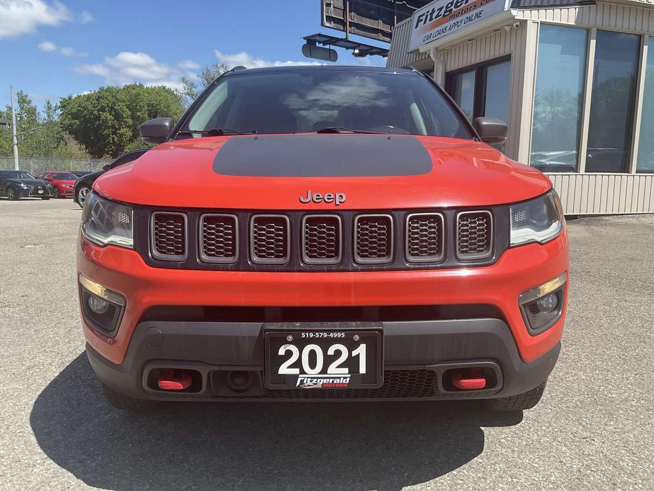 2021 Jeep Compass Trailhawk Elite 4WD - LTHR! NAV! BACK-UP CAM! BSM! PANO ROOF! Photo5