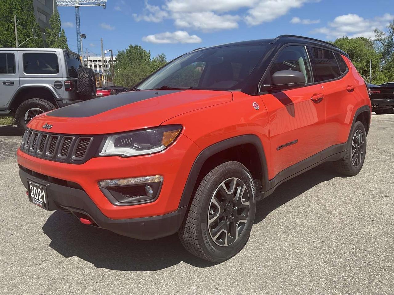 2021 Jeep Compass Trailhawk Elite 4WD - LTHR! NAV! BACK-UP CAM! BSM! PANO ROOF! Photo