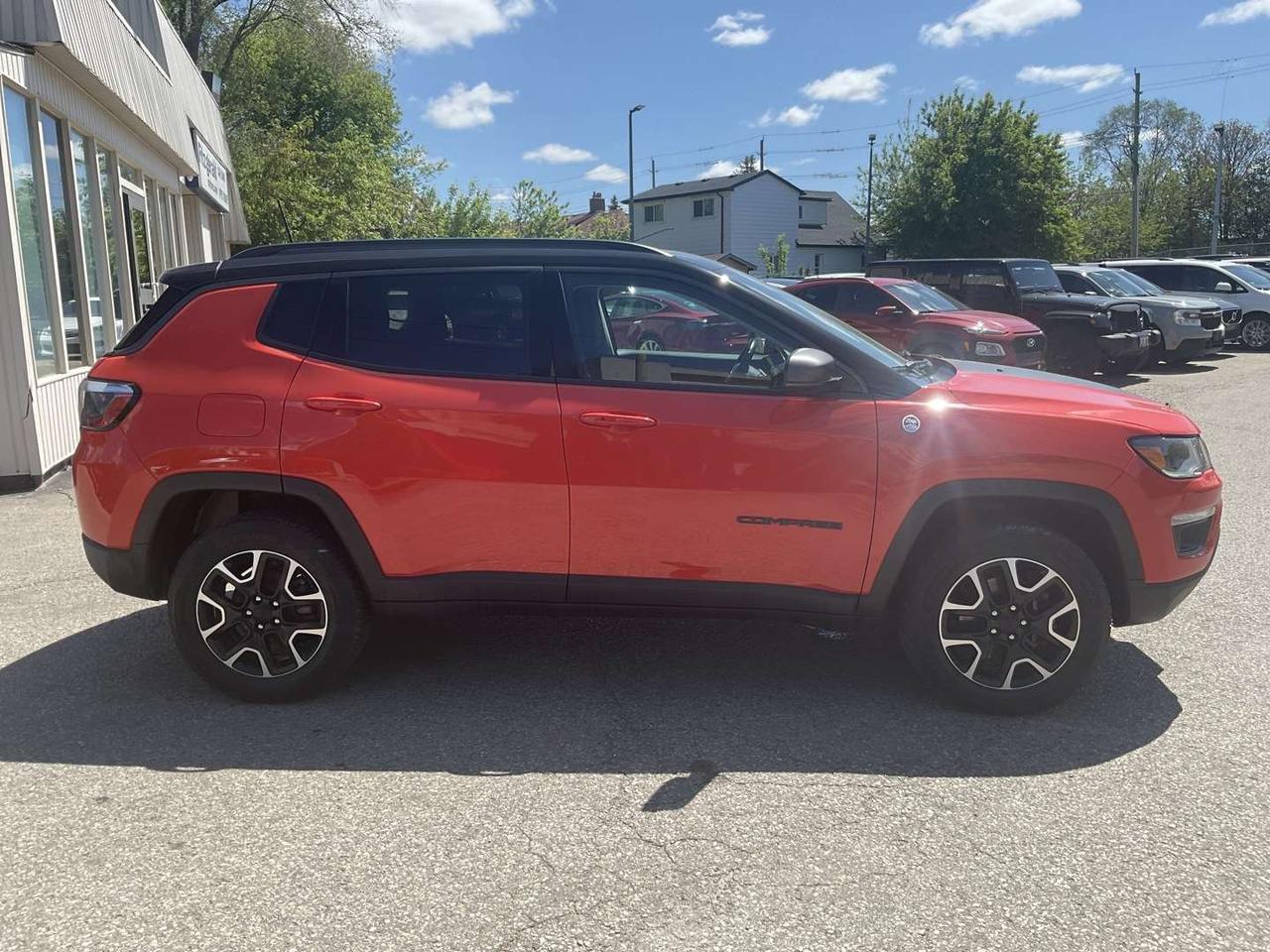 2021 Jeep Compass Trailhawk Elite 4WD - LTHR! NAV! BACK-UP CAM! BSM! PANO ROOF! Photo
