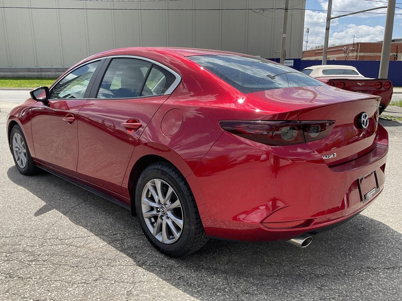 2021 Mazda MAZDA3 GX - BACK-UP CAM! BSM! HEATED SEATS! CAR PLAY! Photo