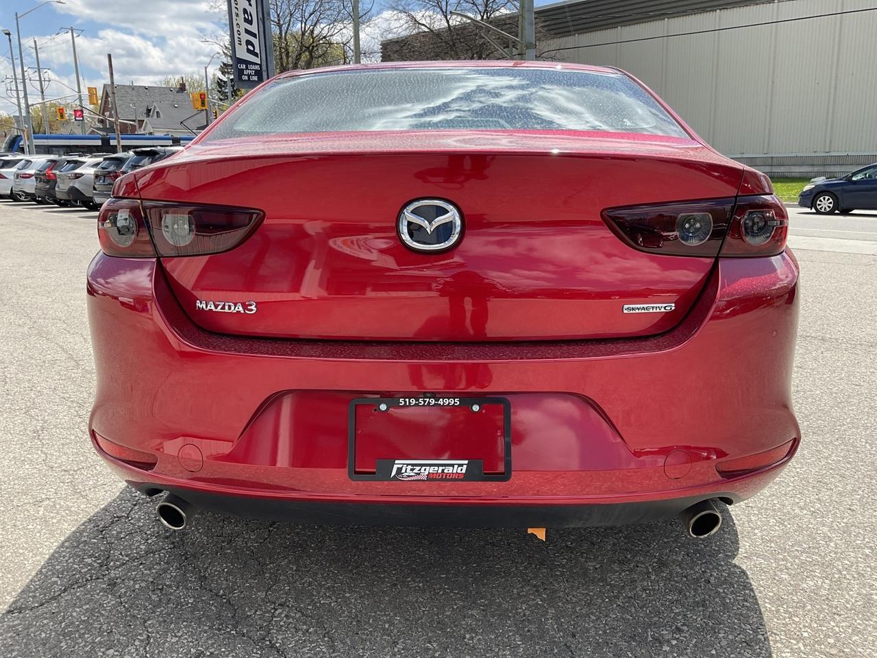 2021 Mazda MAZDA3 GX - BACK-UP CAM! BSM! HEATED SEATS! CAR PLAY! Photo