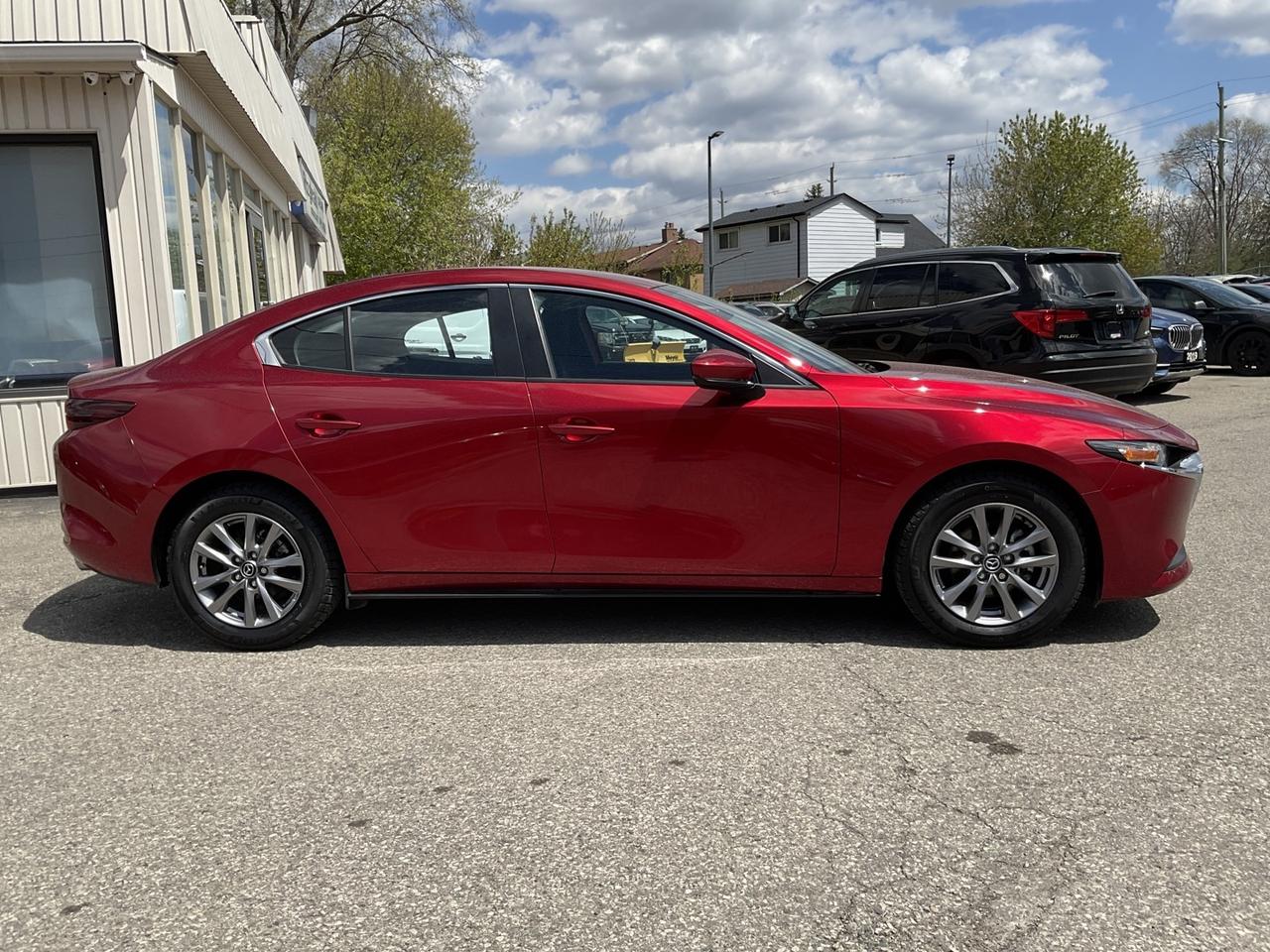 2021 Mazda MAZDA3 GX - BACK-UP CAM! BSM! HEATED SEATS! CAR PLAY! Photo
