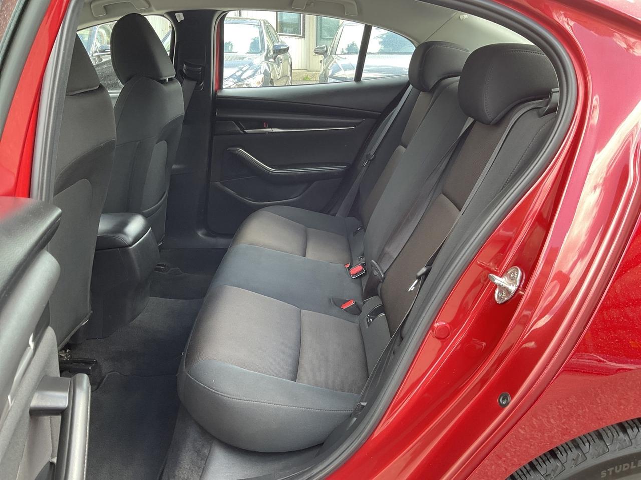 2021 Mazda MAZDA3 GX - BACK-UP CAM! BSM! HEATED SEATS! CAR PLAY! Photo