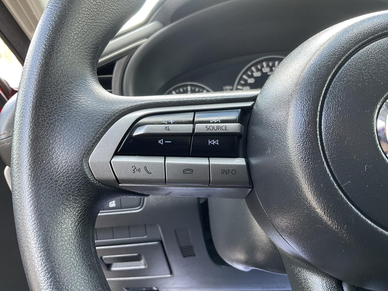 2021 Mazda MAZDA3 GX - BACK-UP CAM! BSM! HEATED SEATS! CAR PLAY! Photo