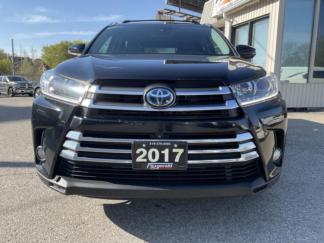2017 Toyota Highlander Hybrid Limited AWD - LTHR! NAV! 360 CAM! BSM! PANO Photo