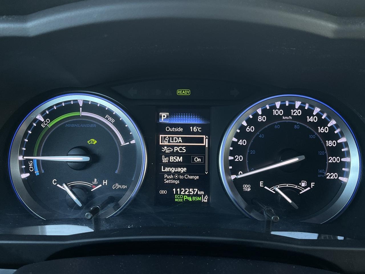 2017 Toyota Highlander Hybrid Limited AWD - LTHR! NAV! 360 CAM! BSM! PANO Photo