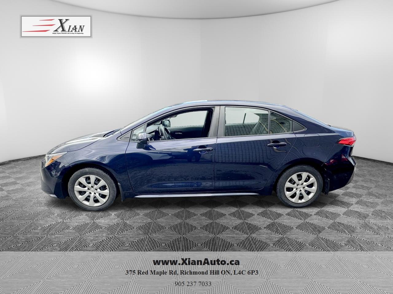 2020 Toyota Corolla LE Photo3