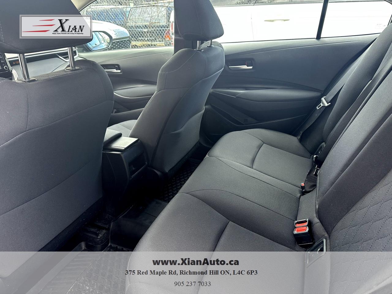 2020 Toyota Corolla LE Photo