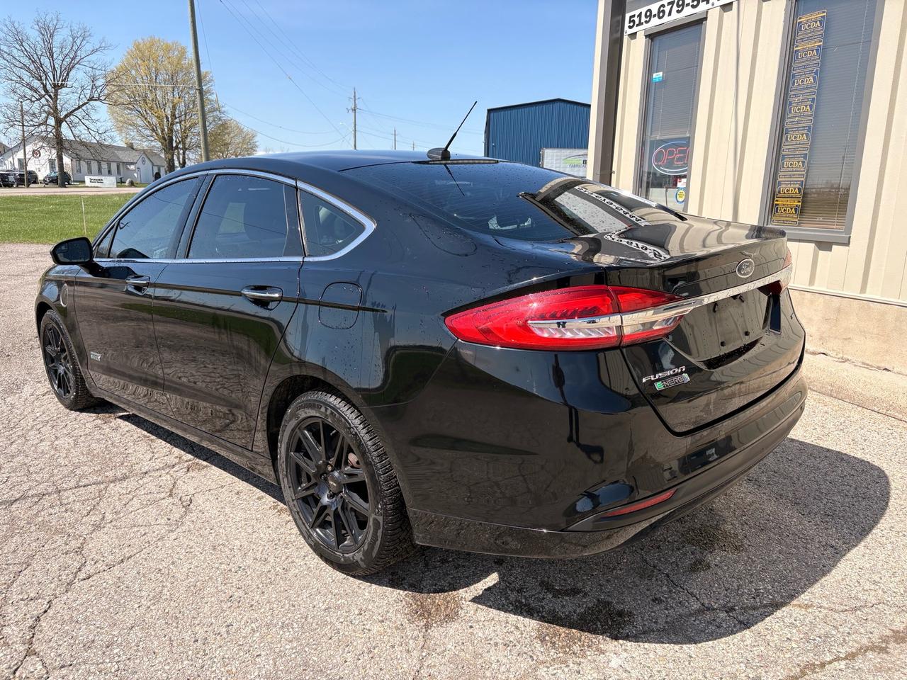 2018 Ford Fusion Energi SE FWD Photo