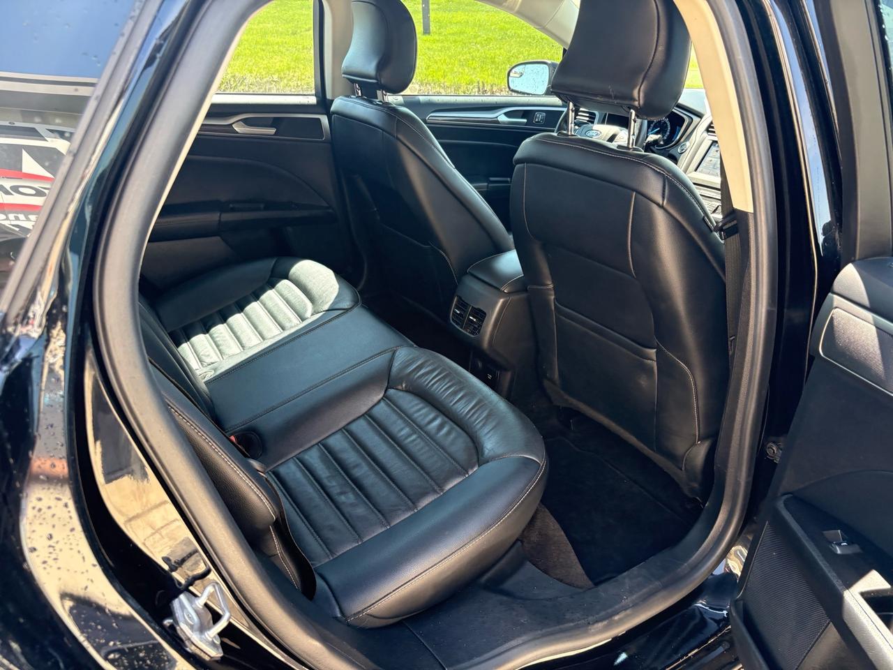 2018 Ford Fusion Energi SE FWD Photo