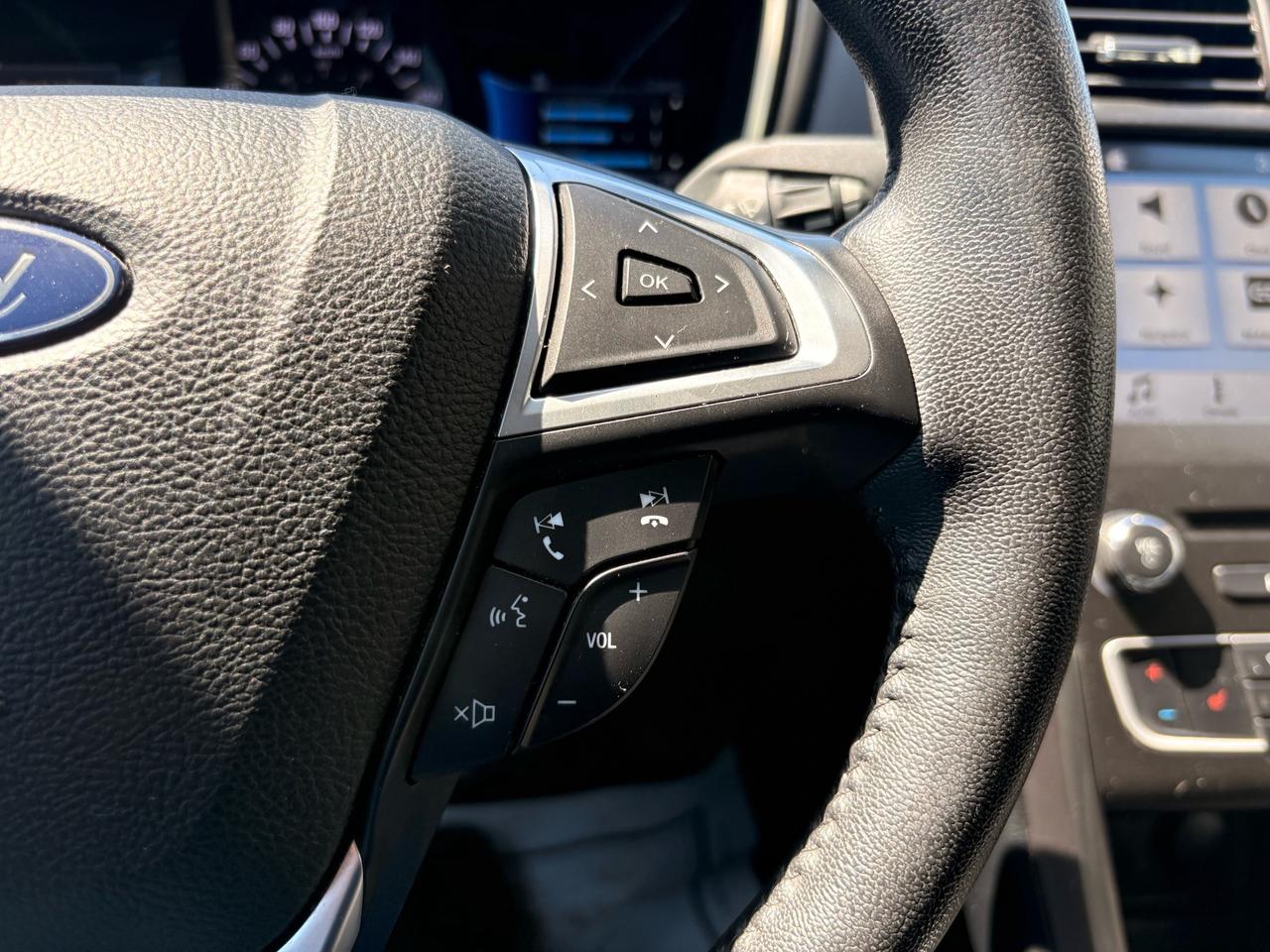 2018 Ford Fusion Energi SE FWD Photo