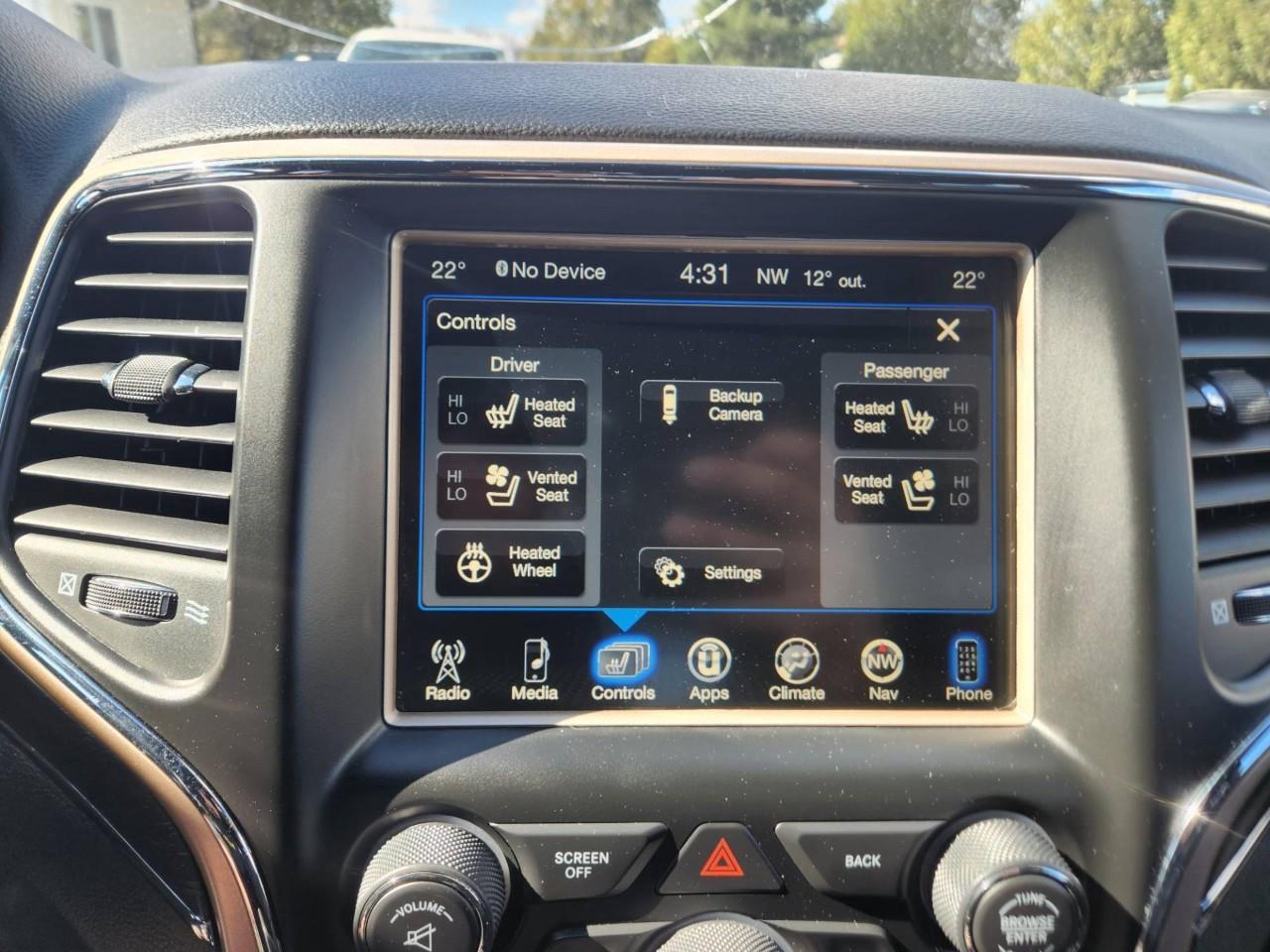 2017 Jeep Grand Cherokee Limited 4dr 4x4 Photo