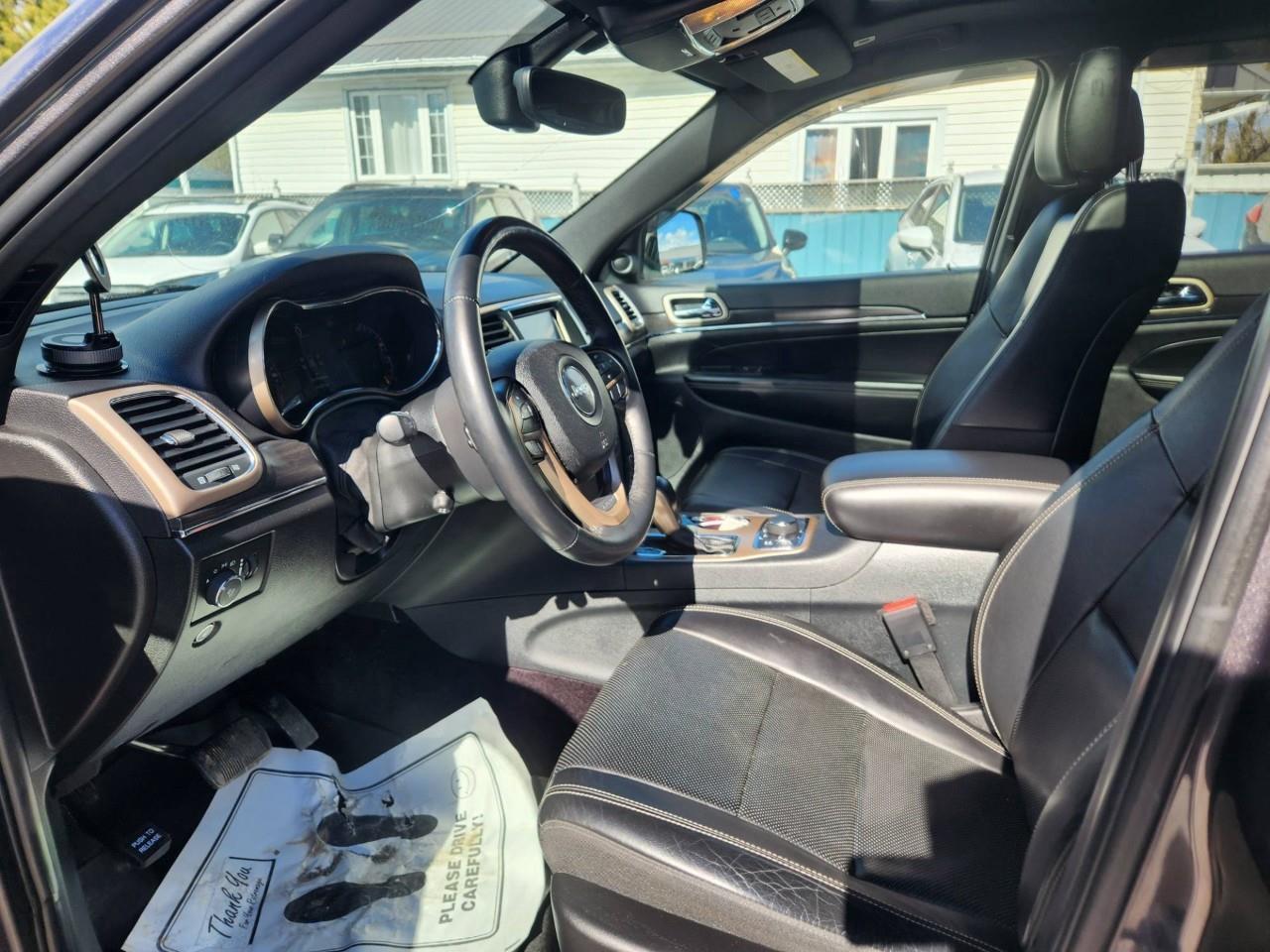 2017 Jeep Grand Cherokee Limited 4dr 4x4 Photo
