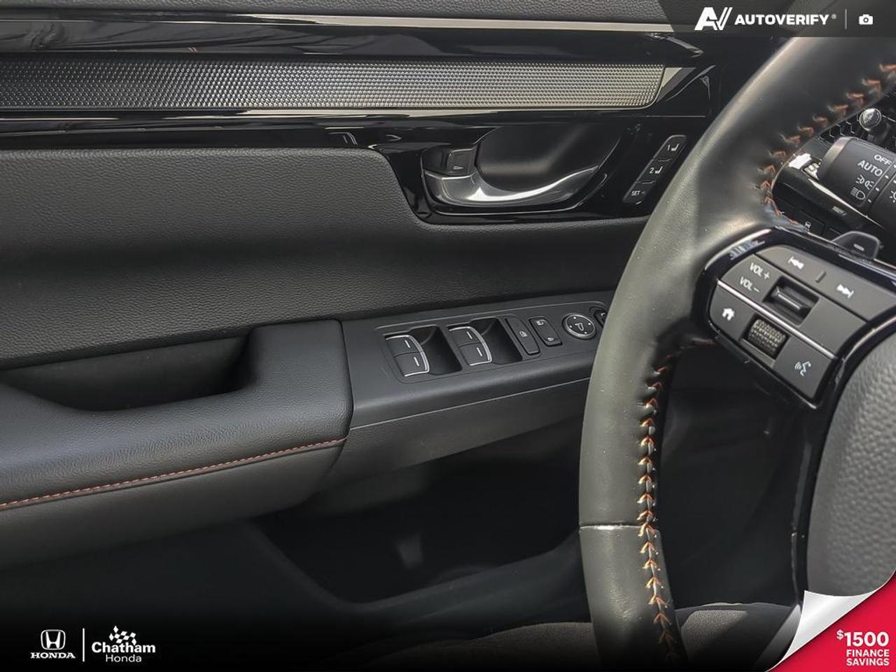 2023 Honda CR-V Hybrid Touring AWD Photo