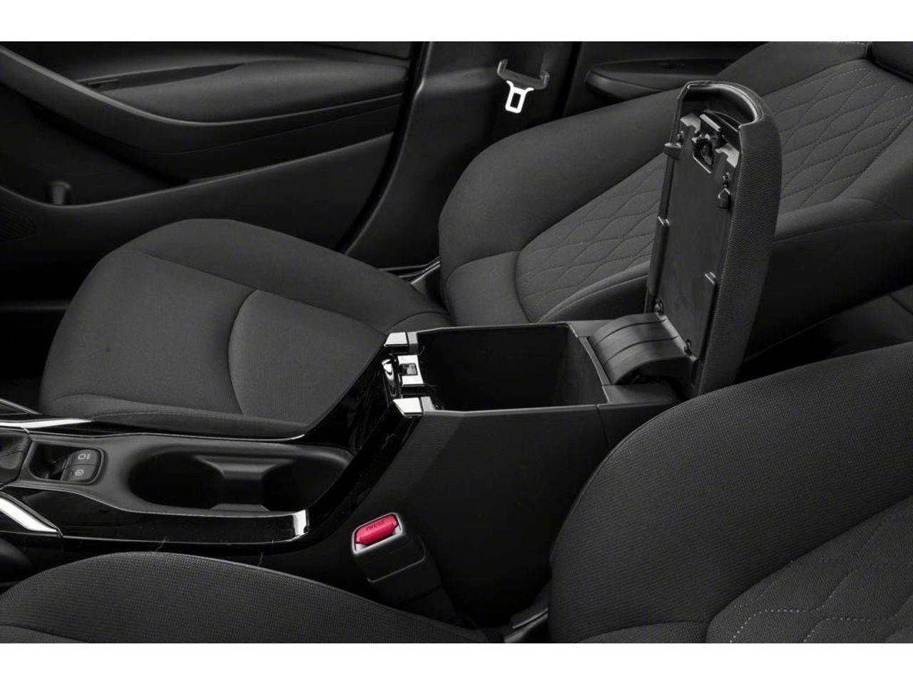 2021 Toyota Corolla LE 4DR SEDAN Photo