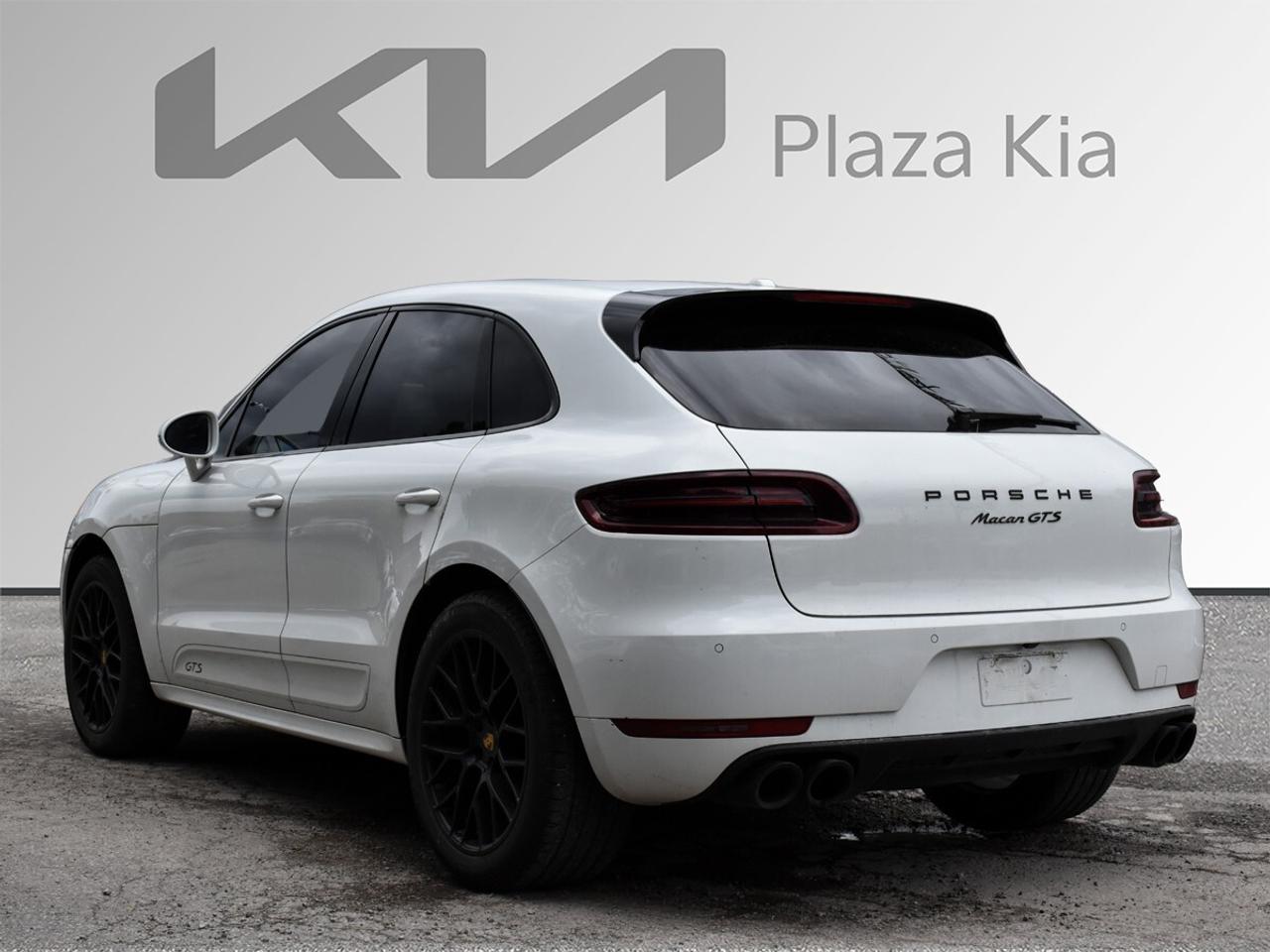 2018 Porsche Macan GTS Photo3