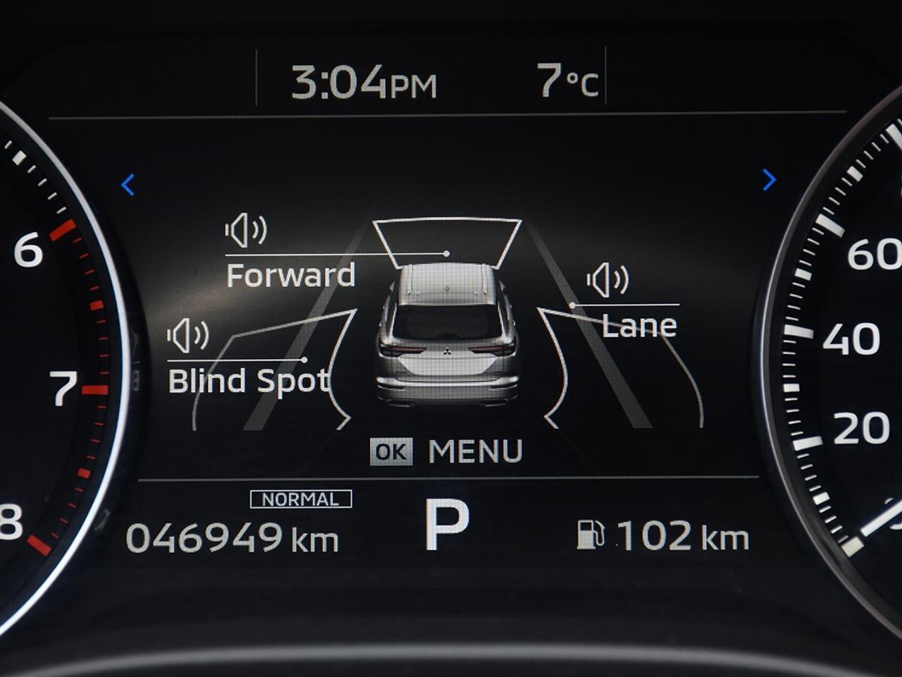 2023 Mitsubishi Outlander LE Photo
