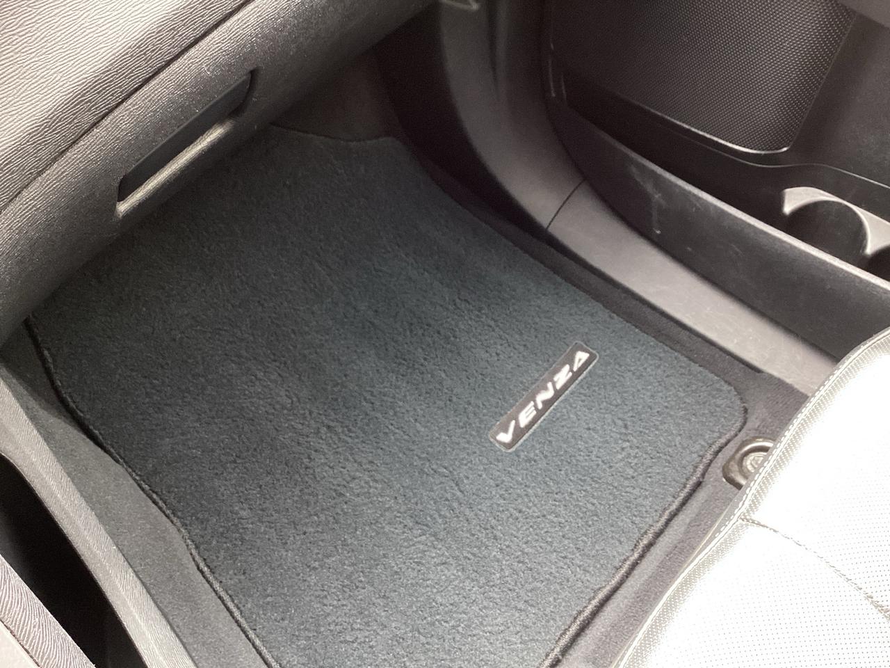 2014 Toyota Venza Limited V6 AWD **AS IS** Photo3