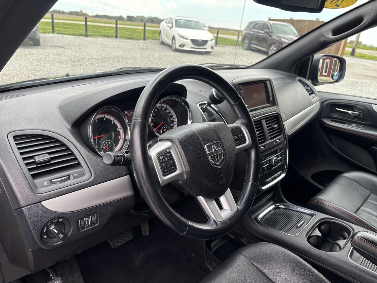 2018 Dodge Grand Caravan GT Photo