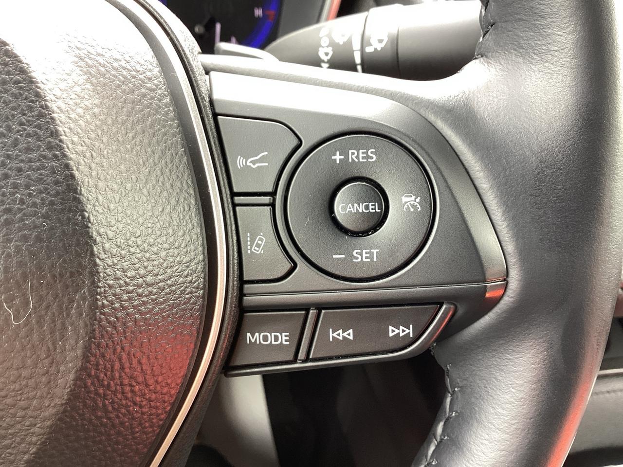 2020 Toyota Corolla XSE CVT Photo