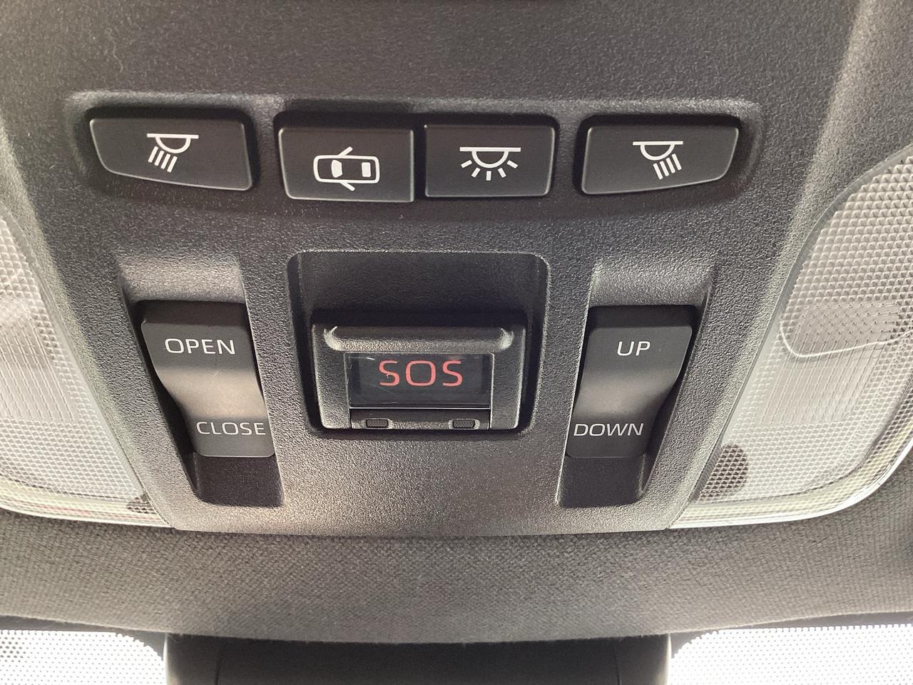 2020 Toyota Corolla XSE CVT Photo