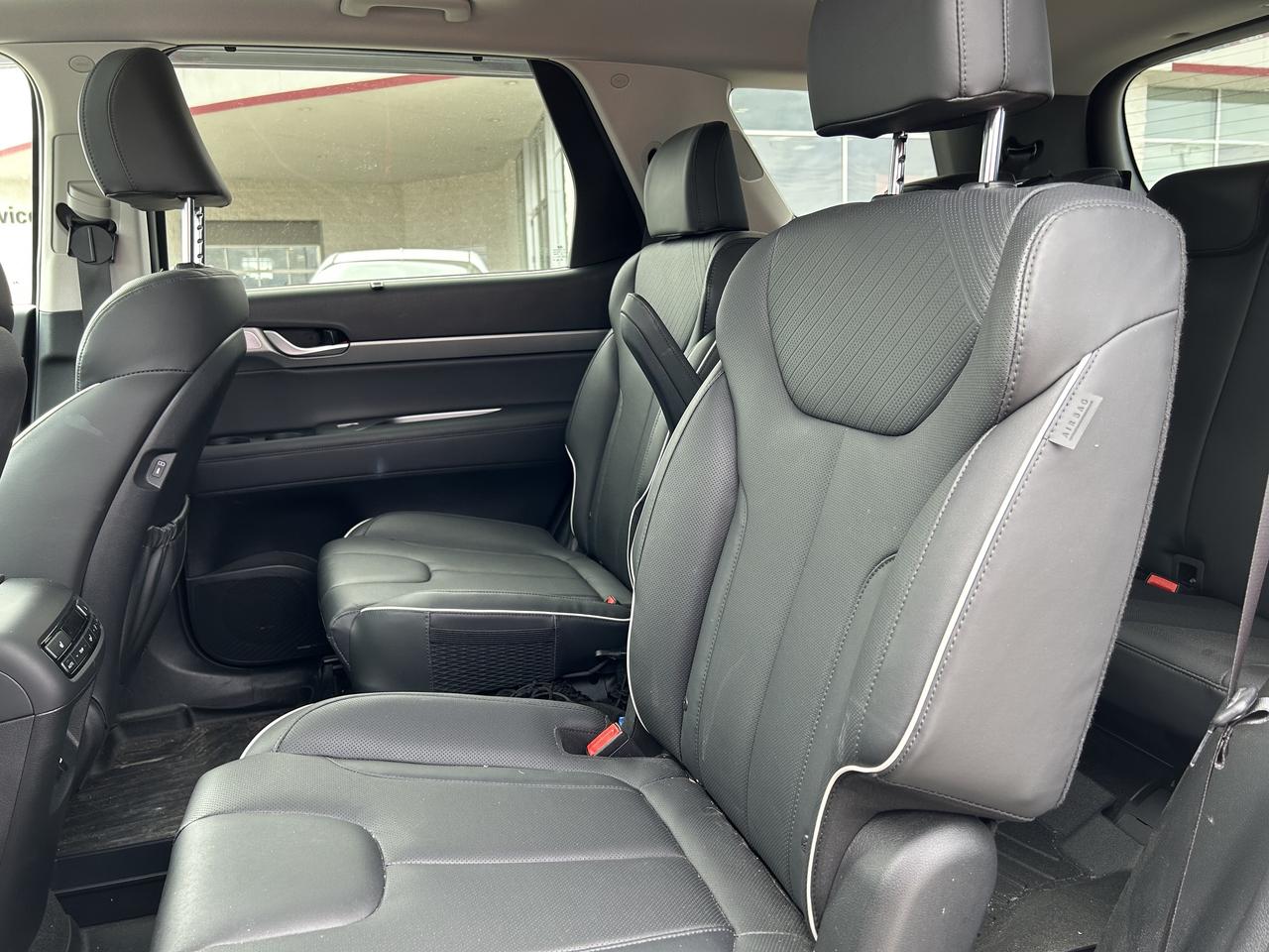 2023 Hyundai PALISADE Urban 7-Passenger AWD Photo